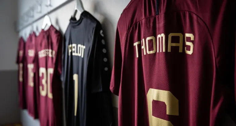 Flocage de maillots sportifs : DTF vs flex vs sérigraphie — quel choix pour votre club en 2026 ?