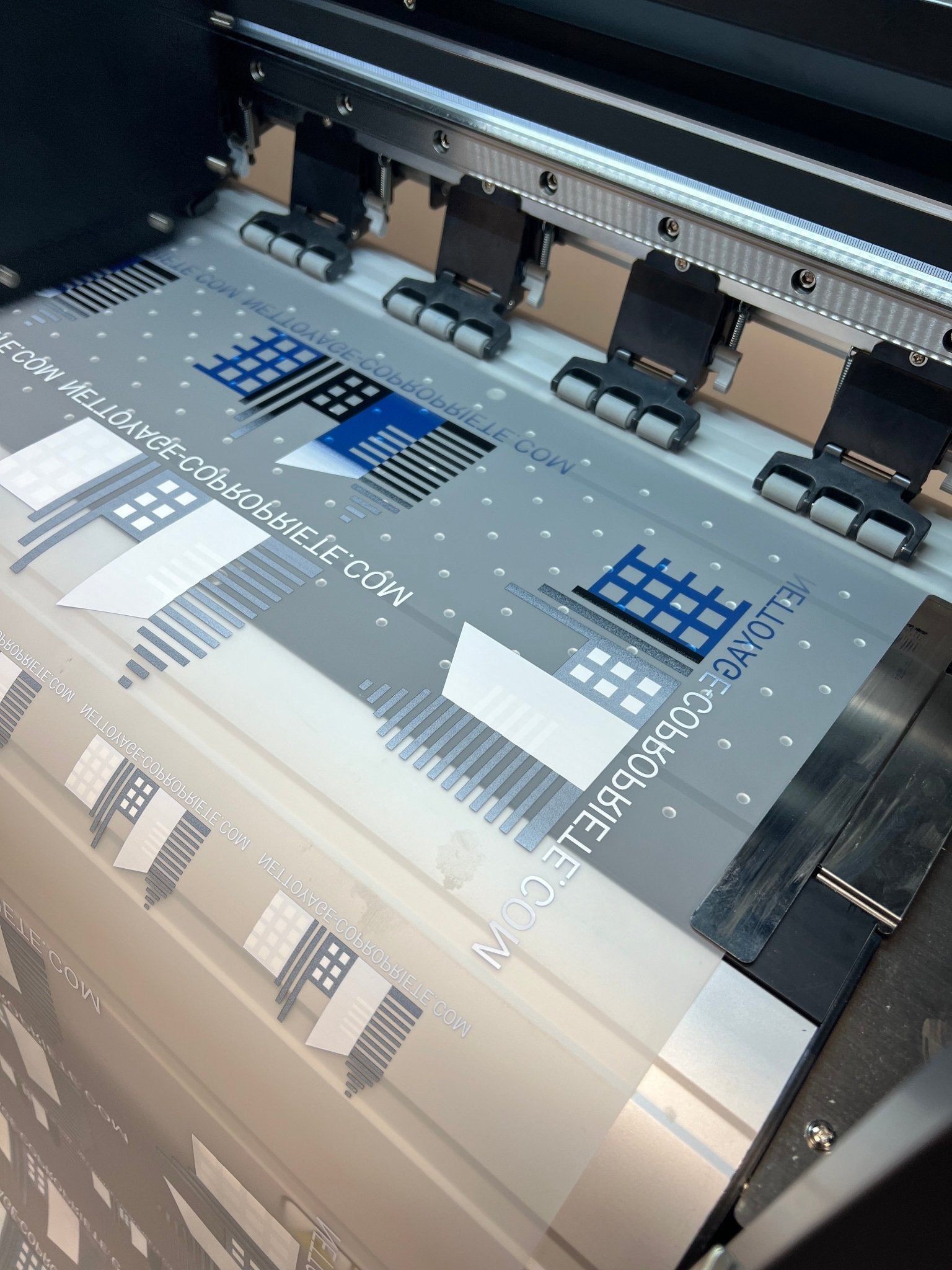 Transfert DTF Textile Haute Qualité (format planche) - dcomdtf