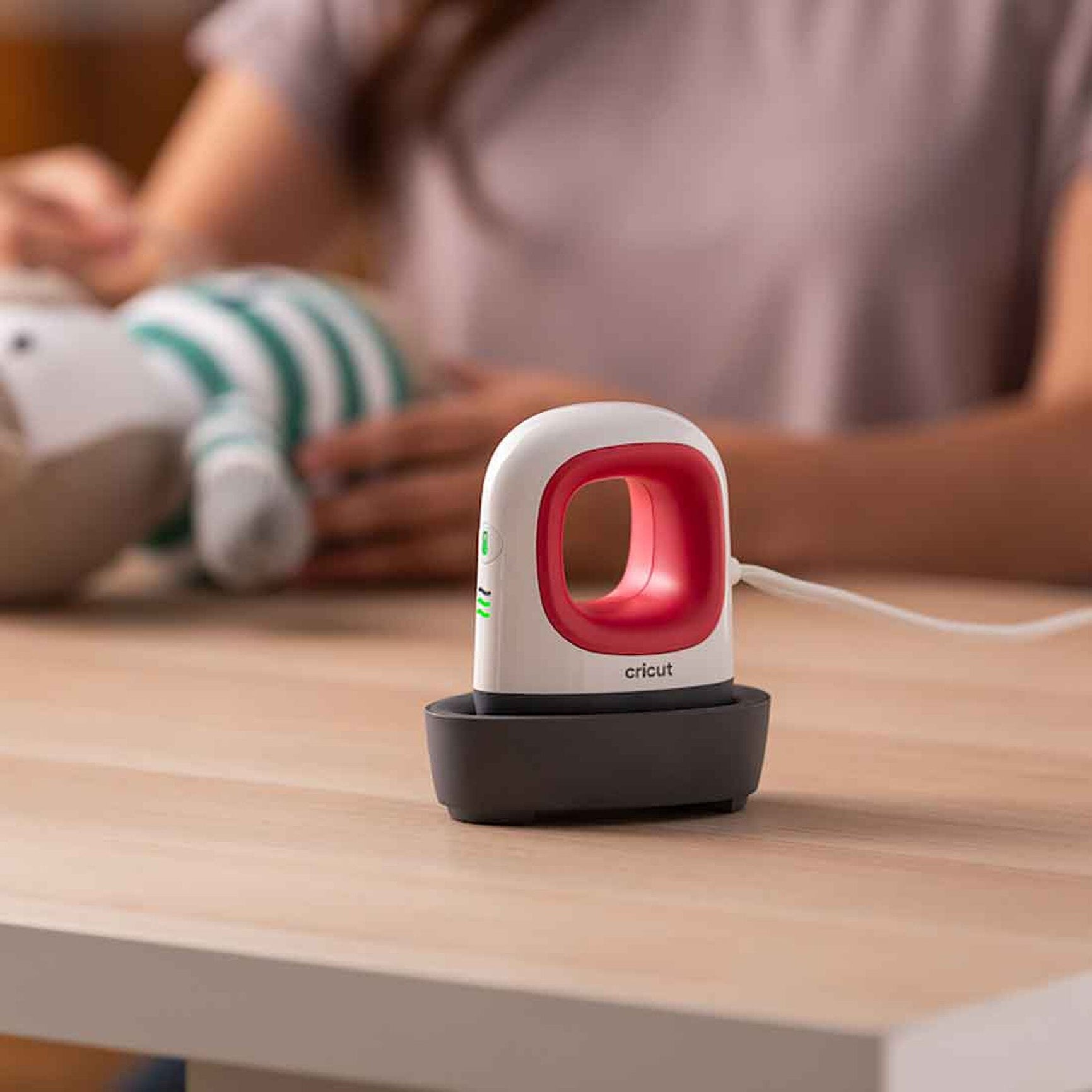 Presse à chaud EasyPress Mini Cricut™ - Rouge & Blanc - dcomdtf