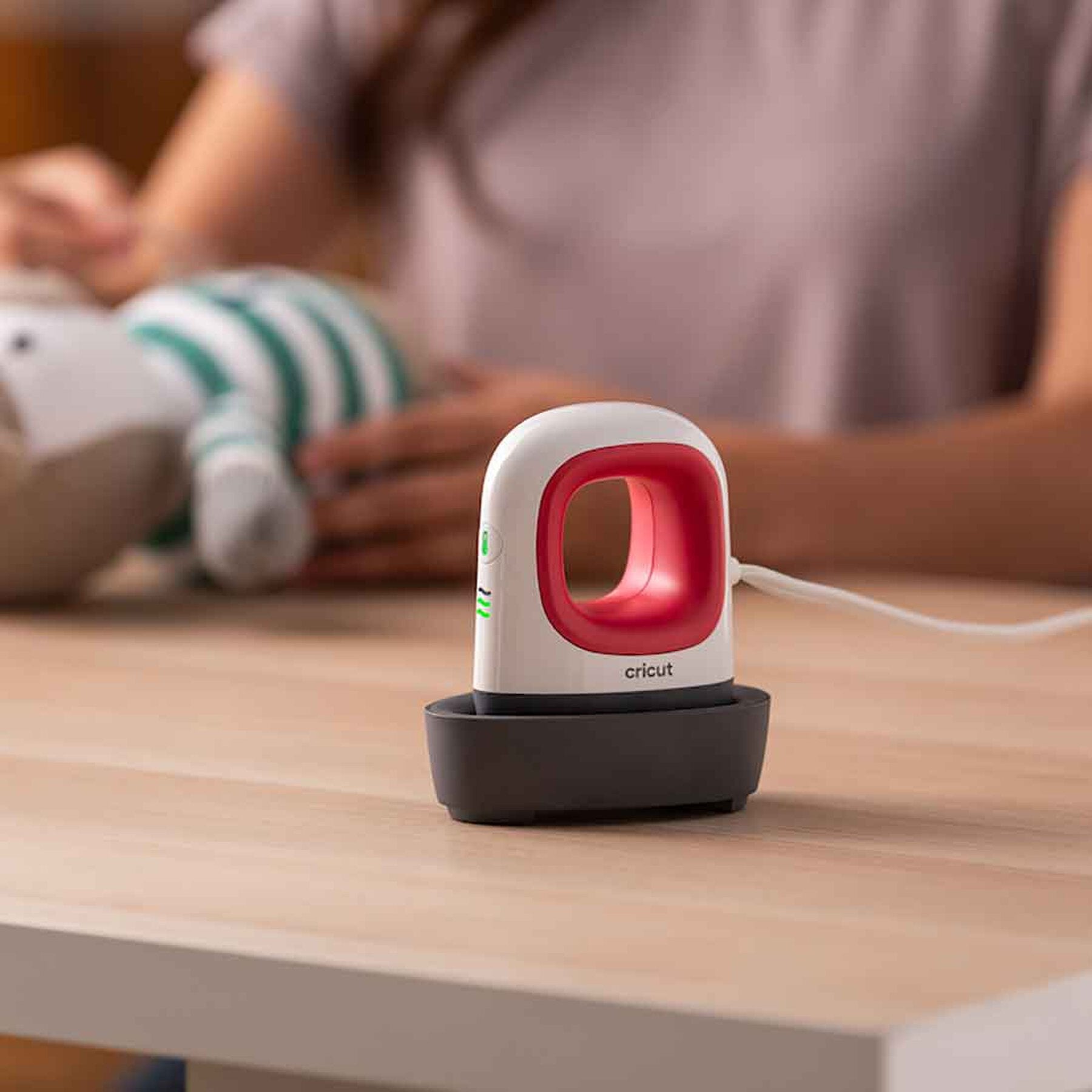 Presse à chaud EasyPress Mini Cricut™ - Rouge & Blanc - dcomdtf